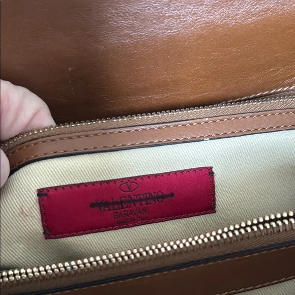 Valentino Garavani Tan and Brown Shoulder Bag with Floral Design - Picture 8 of 16